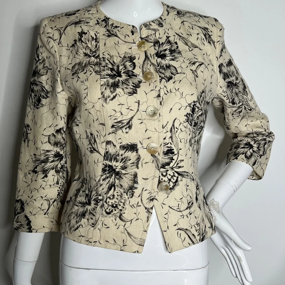 MaxMara Sz 8 Cream Black 100% Linnen Unlined Front Button Blazer Jacket Top